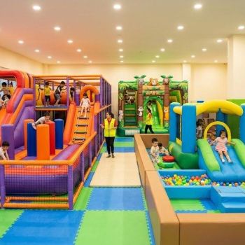Thiết Kế Khu Vui Chơi Nhà Phao: Những Yếu Tố Cần Tính Toán Trước Khi Đầu Tư