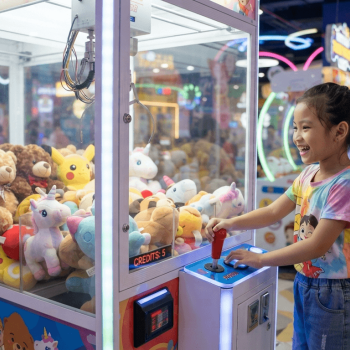 Có Nên Đầu Tư Máy Gắp Gấu Kinh Doanh Khu Vui Chơi?